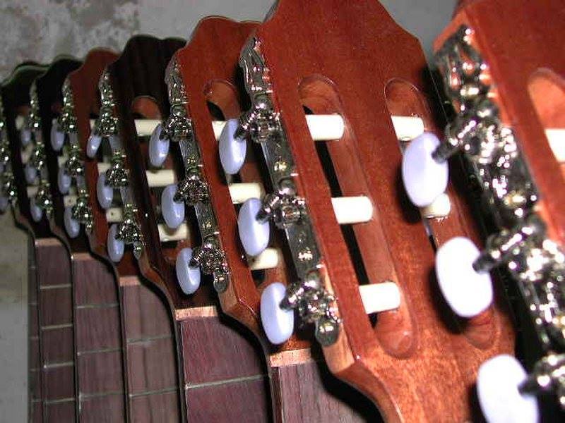 https://www.guitarrasquiles.com/images/Produccion/6.jpg